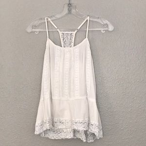 WHITE LACY TOP